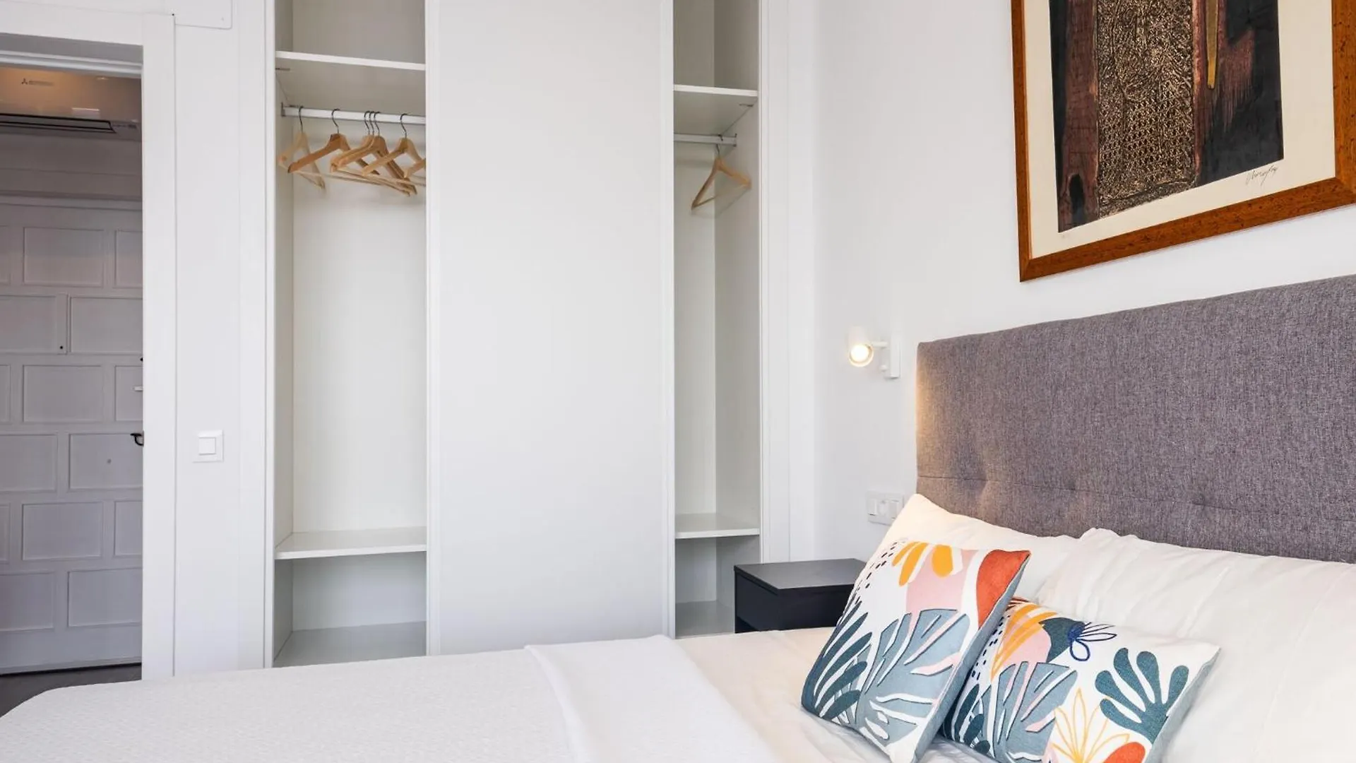 Modern Apartment With Sea-Views Торремолинос