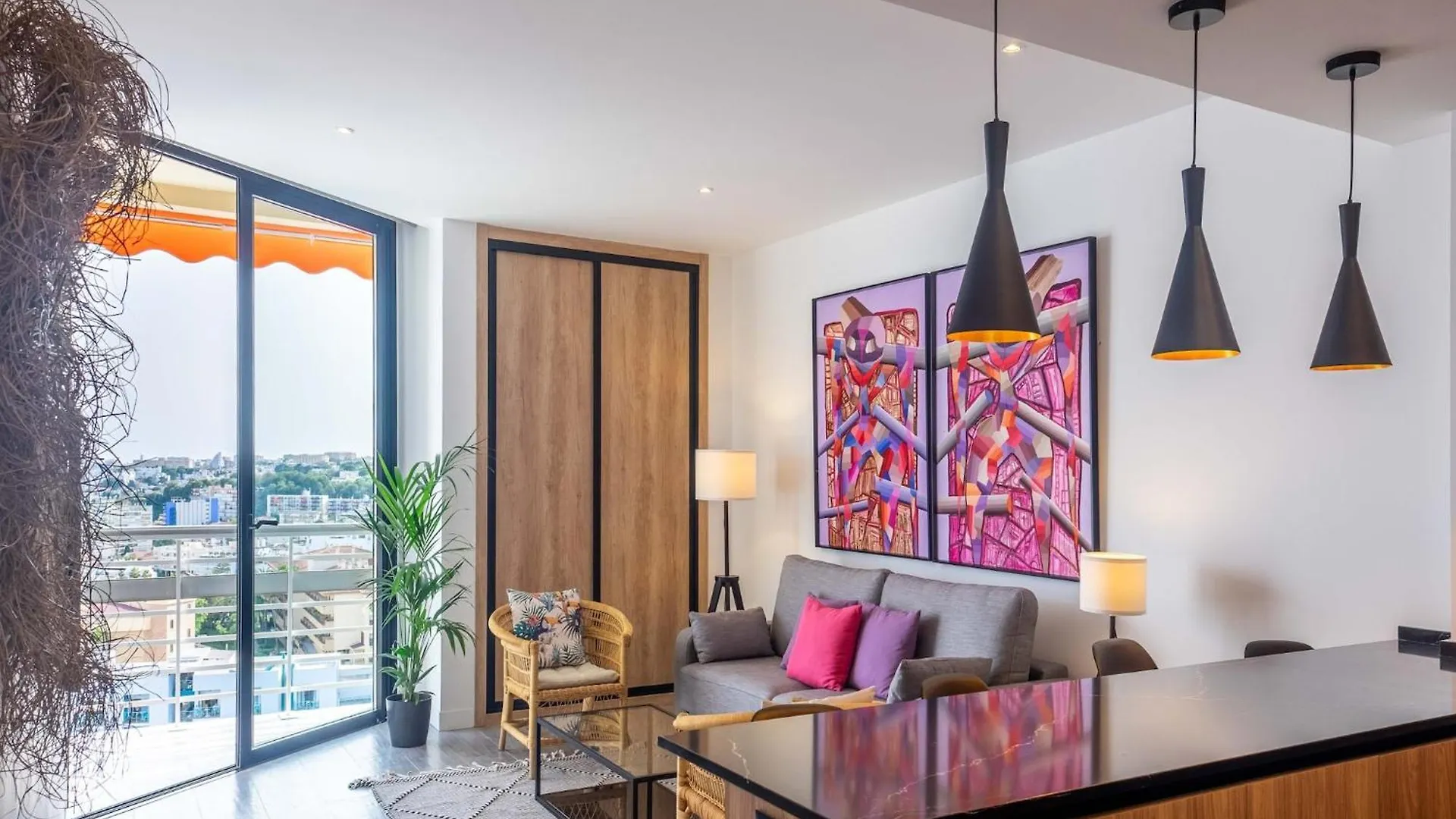 Modern Apartment With Sea-Views Торремолинос
