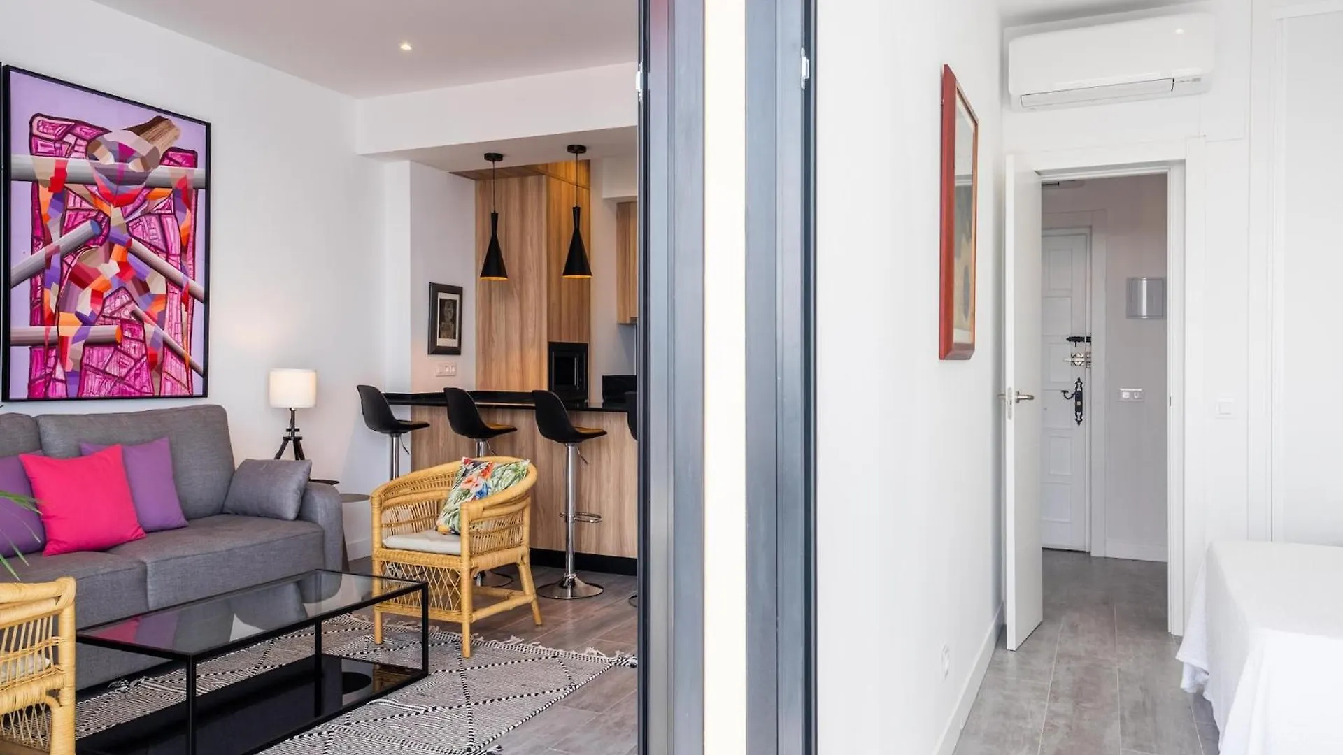 טורמולינוס Modern Apartment With Sea-Views